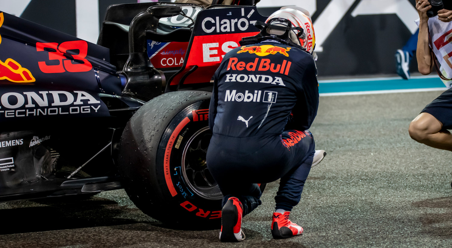 Max Verstappen - Red Bull Racing, Yas Marina Circuit, 2021